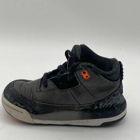 Kids Size 7 C Nike Air Jordan 3 Retro DM0968-080 Gray Lace-Up Sneaker Shoes - Picture 4 of 8